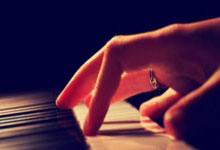 皇马客场获胜，欧冠强队激战局面瞬息万变